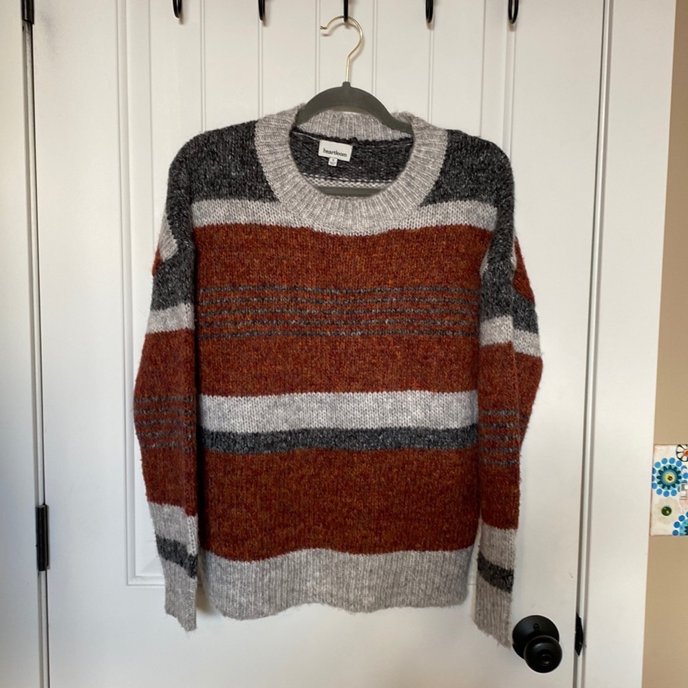 Evereve Heartloom striped sweater, size small